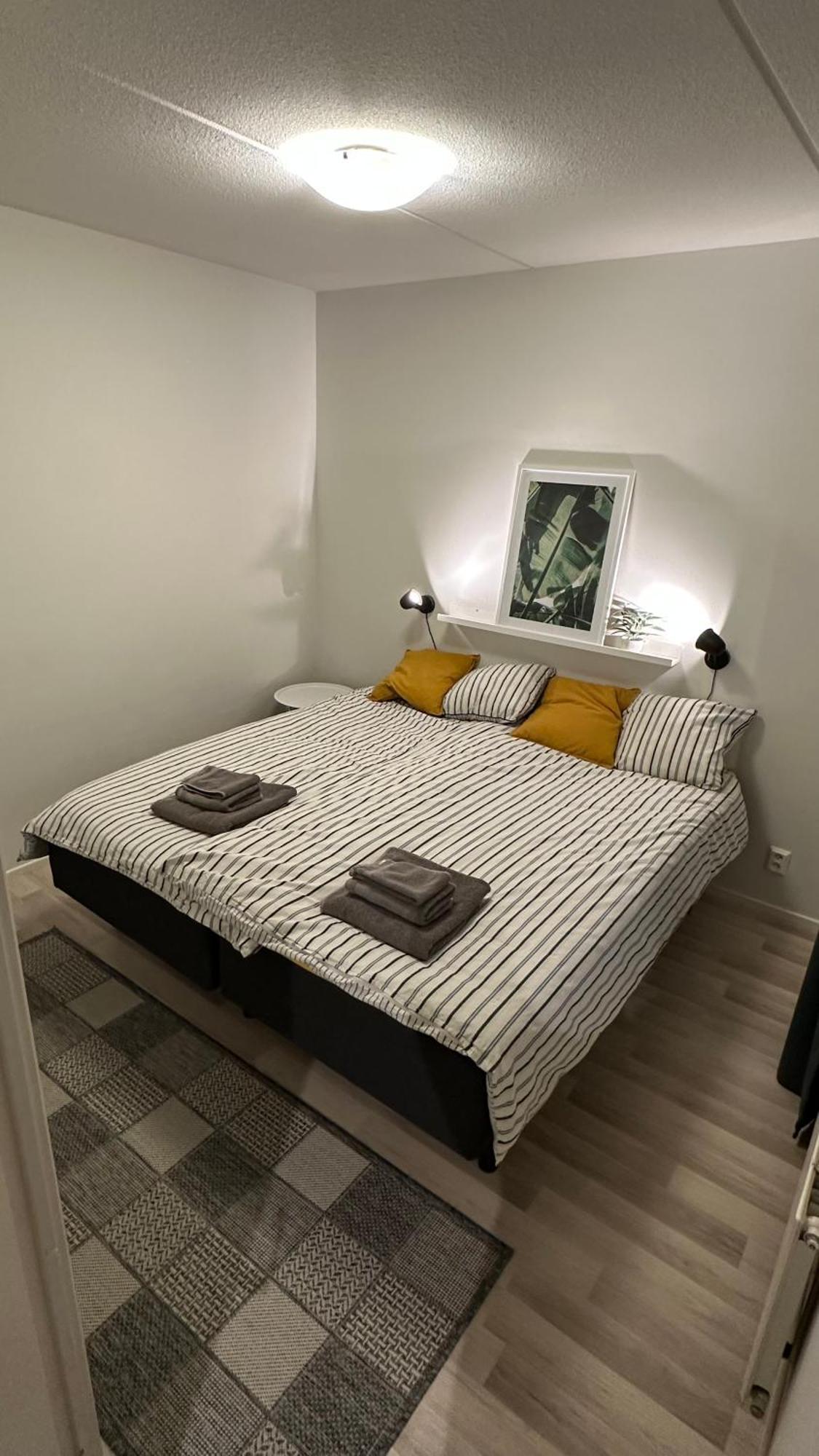 Modern Two-room Flat With Balcony Near Metro *